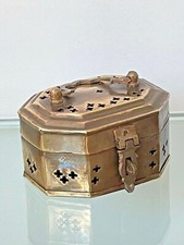 Ancienne petite chaufferette miniature en laiton - collection - Poupée ? 