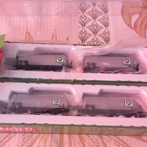 Arnold lot wagons citernes - 4, wagons-citernes