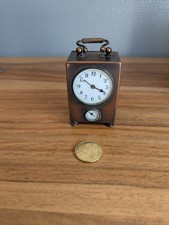 Pendule voyage miniature