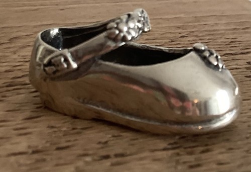 Chaussure miniature bébé - chaussure,