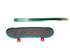 Mini Finger Skateboard - Fun &