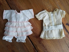 ancienne robe  de poupée avec culotte pour poupée Jumeau taille 1 