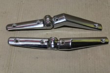 charnières coffre PEUGEOT 204, 304 BREAK