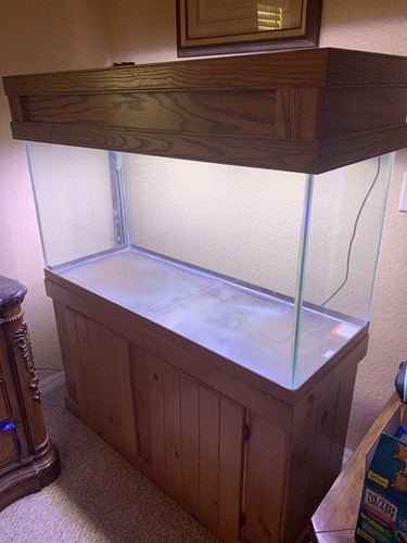 Gallon aquarium - 90,