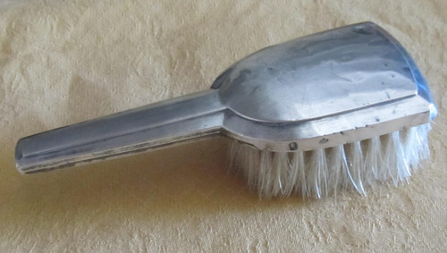 Ancienne petite brosse - , à