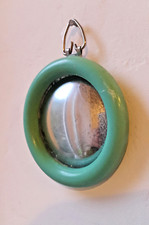 Mini oeil de sorcière vintage vert jade.