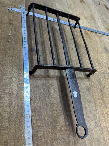 Outil ancien grille - 9,
