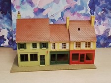 JOUEF HO. MAQUETTE BLOC 3 COMMERCES. A RETRAVAILLER (3)