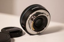 Objectif Samsung 20mm f/2.8 NX