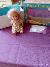 petite poupée tinnie