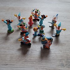 Lot de 11 figurines  Maxi