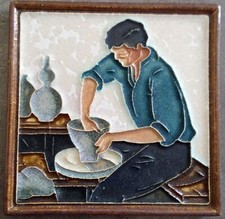 Ancien carreau cloisonné en faïence ROYAL DELFT Rare décor Potier au tour   C35