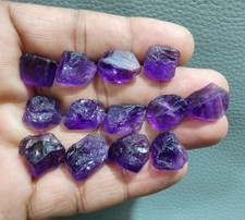 13 pièces superbe pierre