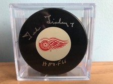 TED LINDSAY Signed Red Wings