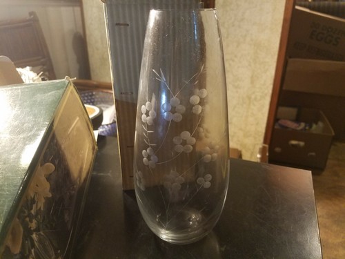Stylesetter blossoms vase - stylesetter,