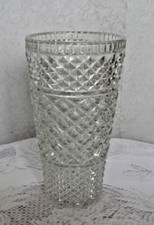 VASE ANCIEN VERRE CRISTAL CISELE TAILLE DIAMANT  VINTAGE ANNEES 60 HAUTEUR 28cm
