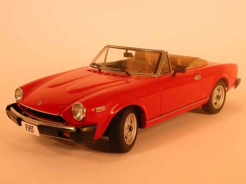 Fiat 124 spyder 1978 autoart - fiat,