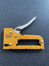 Ancienne agrafeuse bostitch - agrafeuse,