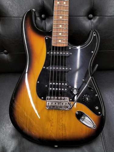 Fender mexico stratocaster - [fender,