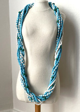 Très beau Collier petites