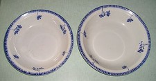 2 plats creux en faience années 50-60 , décor petites fleurs bleues