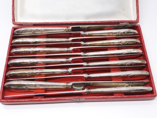 Coffret couteaux manches - 12,