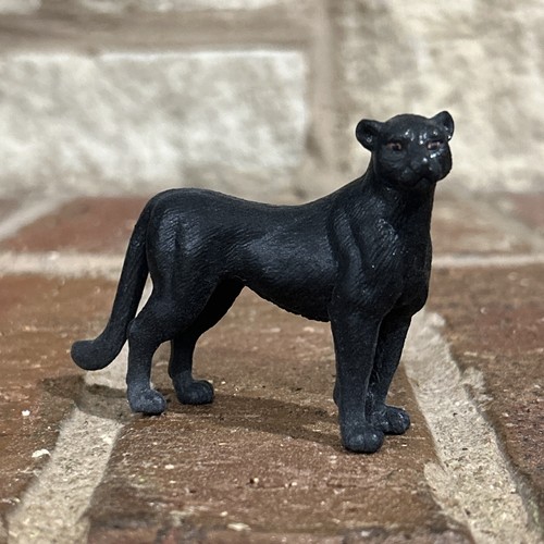 Custom painted schleich black - custom,