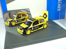 RENAULT CLIO V6 II TROPHY  N°4 2003 A. BELTOISE UNIVERSAL HOBBIES 1:43