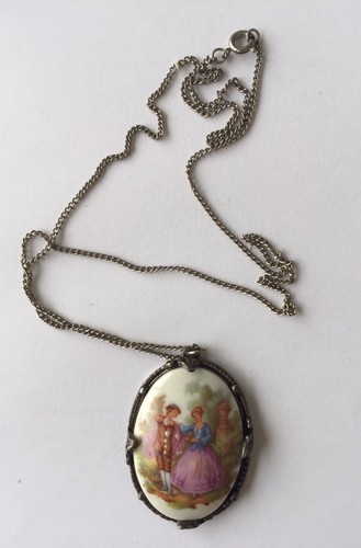 Tres joli collier - tres,