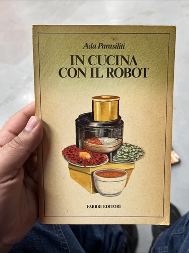 Cucina con robot ada - con, il