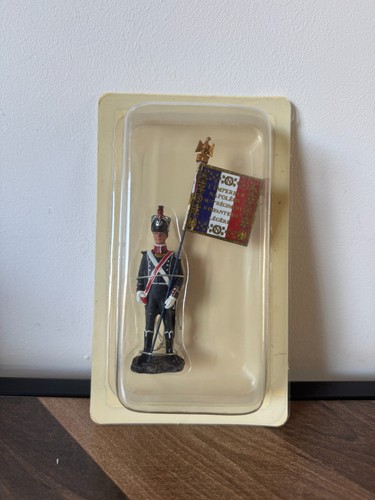Hachette soldat plomb porte - de,
