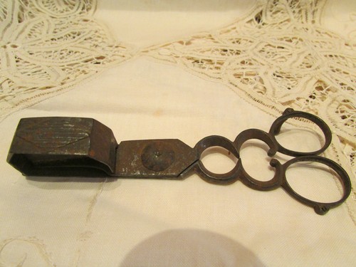 Ancienne mouchette eteignoir - ancienne,