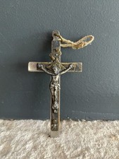 Pendentif Ancien Médaille Croix Religieuse Métal Christ Crucifix Argenté