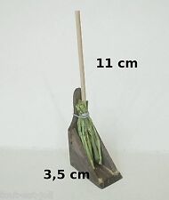 balai en paille avec pelle en