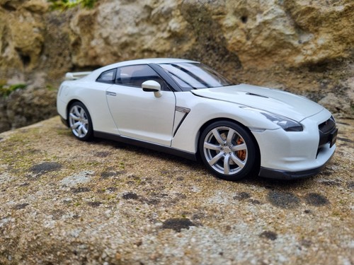 Rare nissan gtr - gtr, pearl