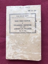 WW2 GUIDE BOOK LIVRE MILITAIRE