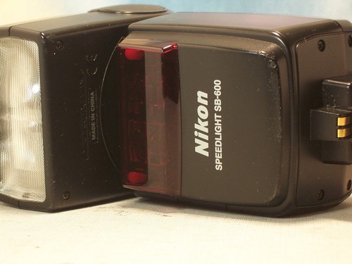 Flash pro nikon - sb-600, ttl
