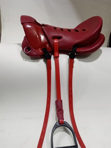 Selle rouge endurance en - selle,