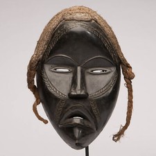 1374 MASQUE DAN AVEC SOCLE