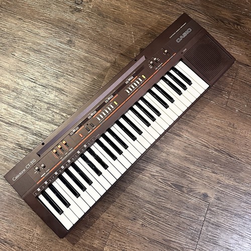 Clavier synthétiseur vintage