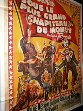 SOUS LE PLUS GRAND CHAPITEAU