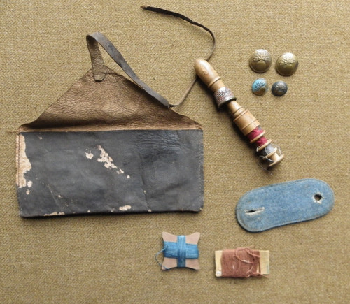 Trousse couture poilu - poilu,