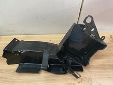 UN PLASTIQUE SUPPORT DE BATTERIE MOTO YAMAHA 125 DTLC DT125LC 1HR
