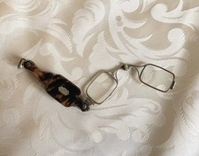 Ancienne Paire de Lorgnons