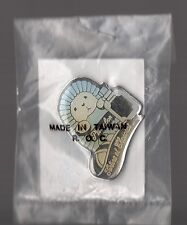 Pin's parfum / Tartine et chocolat (ptisenbon / hérisson) neuf scellé