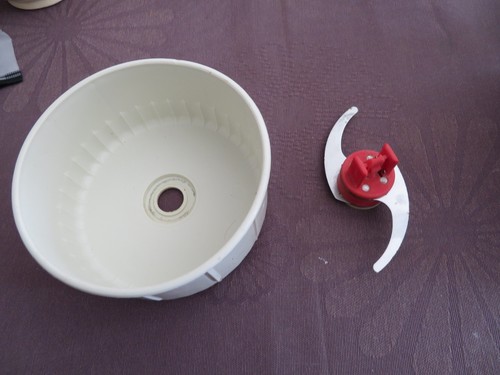 Bol couteau pour robot - +,