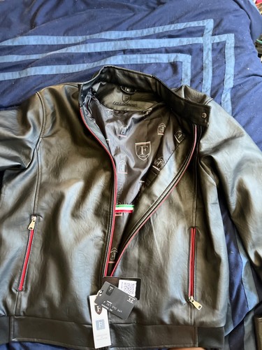 Nwt collections ferrari - f-collections,