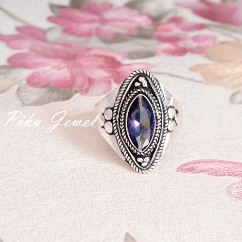 Bague style pierre précieuse