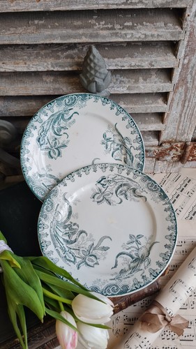 Anciennes assiettes plates - assiettes,