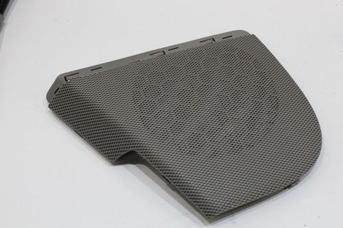 Audi cache haut parleur - audi, 8p